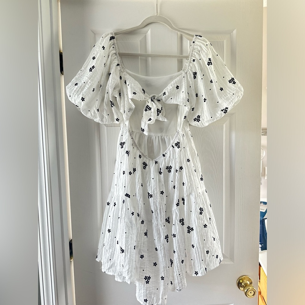 THML floral embroidered knit mini dress size SMALL NWT